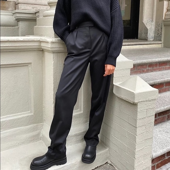 Aritzia Babaton Swift Pants in Cream - Picture 9 of 12